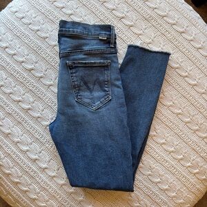 MOTHER The Stunner Zip Ankle Fray Jeans